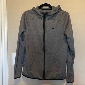 Nike Therma Fit Women’s Jacket with Full Zip in excellent condition